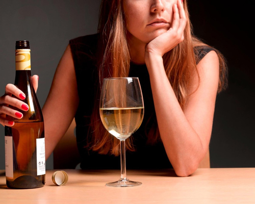Анонимное лечение женского алкоголизма в Грязях